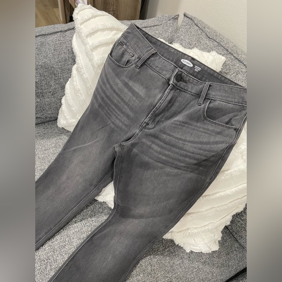 Old Navy Rockstar jegging - Picture 2 of 5